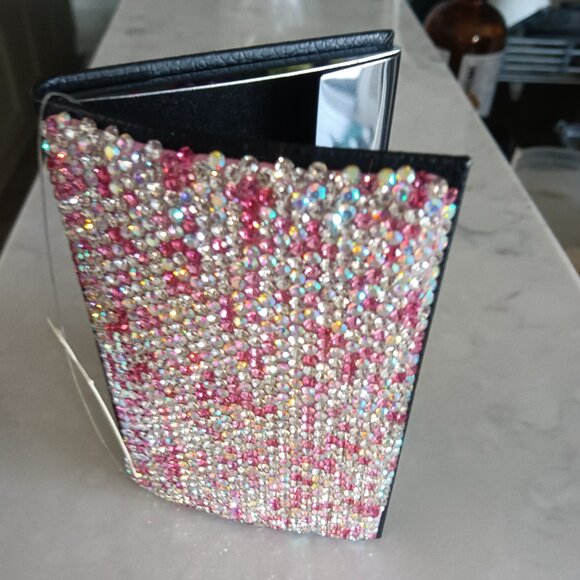 A crystal embellished business card holder in 4 colors - Picture 4 of 8